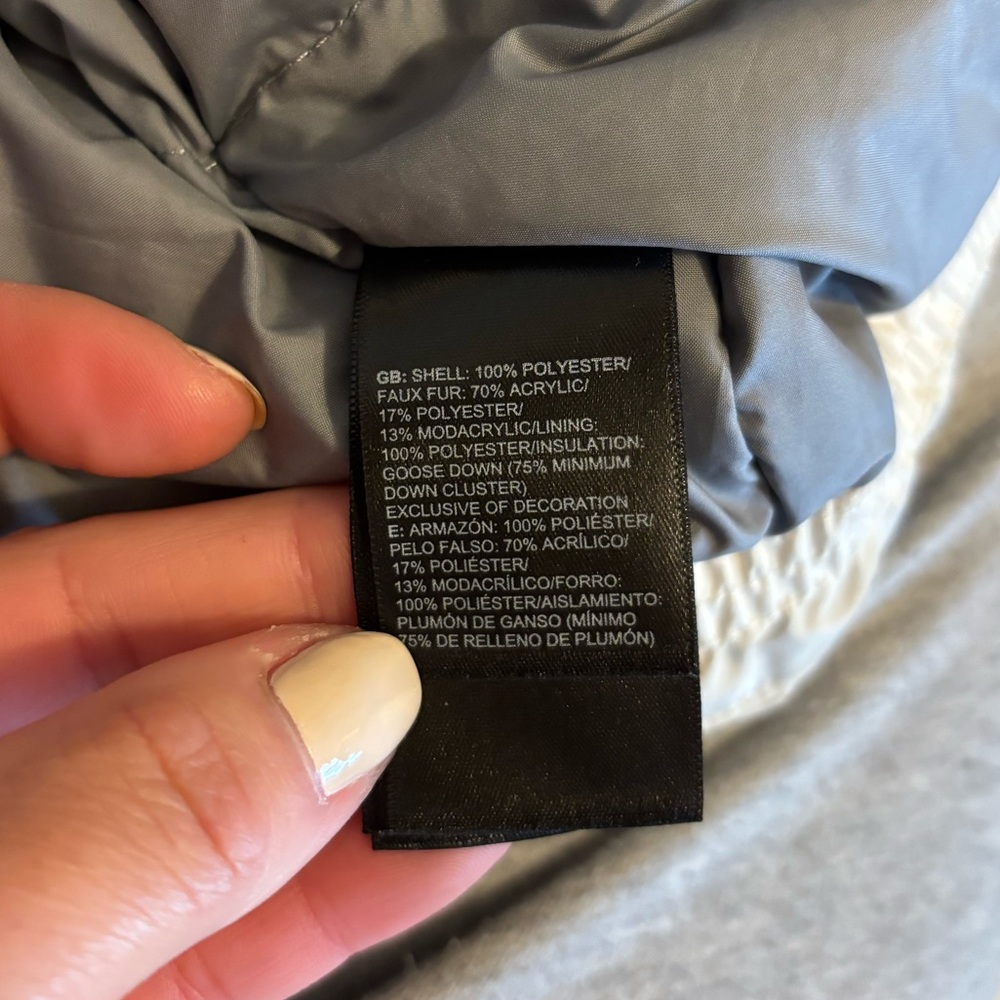 North Face Jacket - Picture 12 of 13